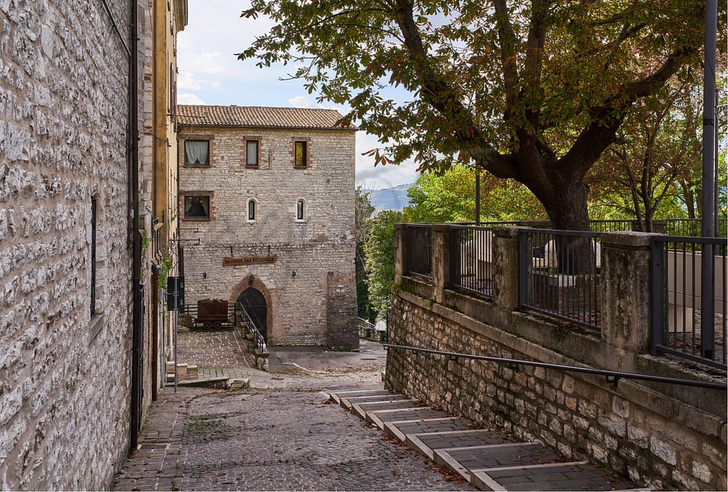 Where To Buy A Home In Central Italy For Under €100,000 9 Home in central italy, homes for sale in central italy