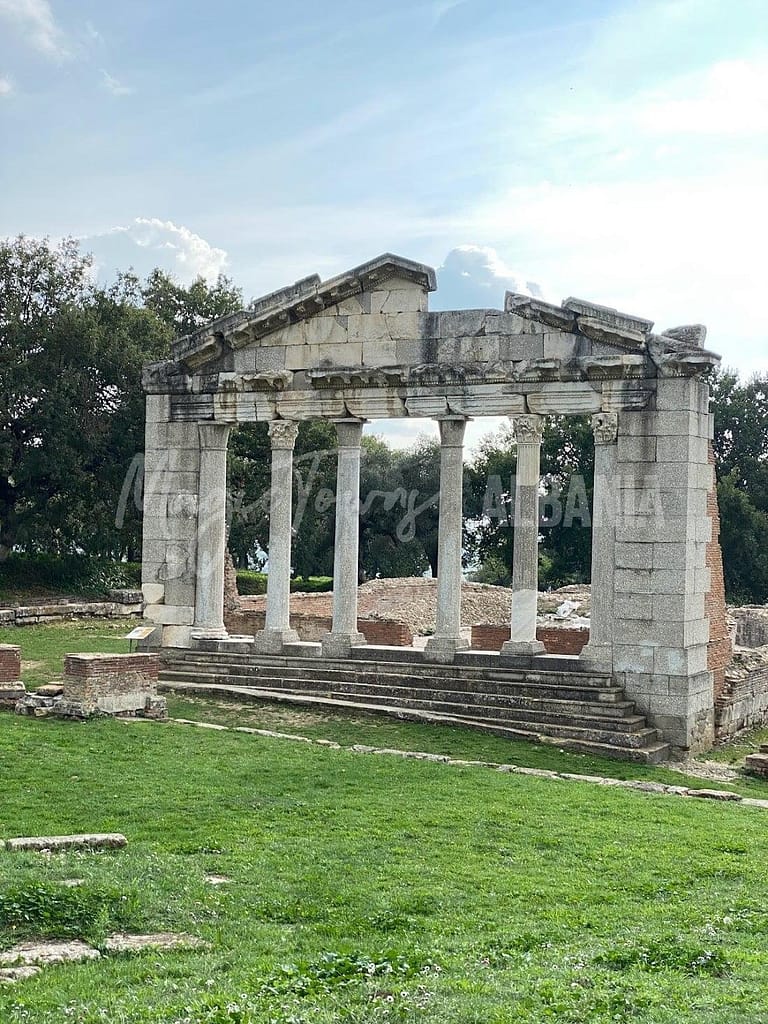 Apollonia Fier