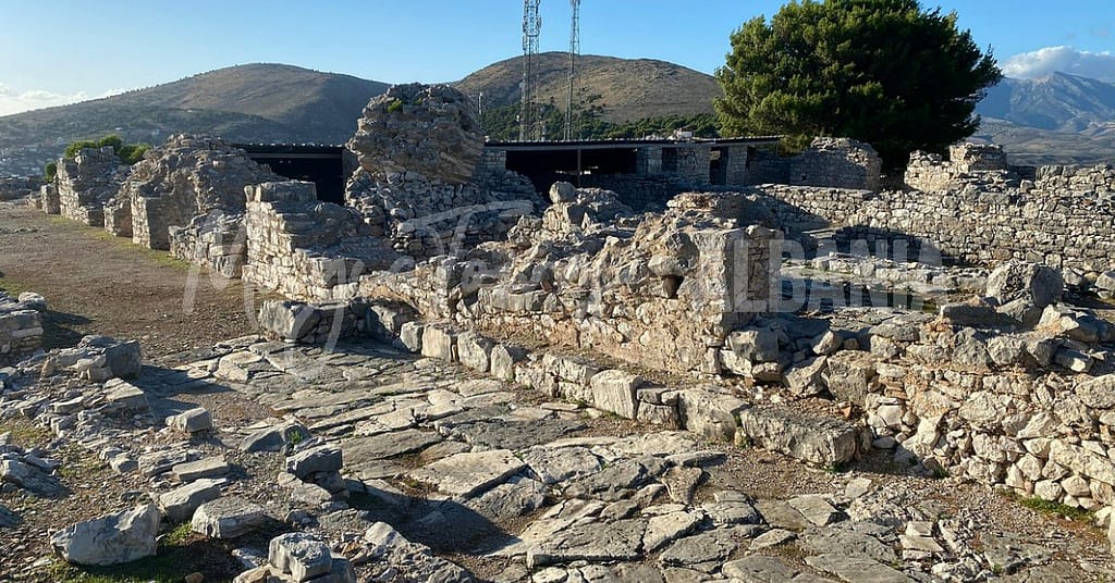 Top 10 delle cose da fare a Saranda Albania - La mia guida personale 11 Monastero dei 40 Santi