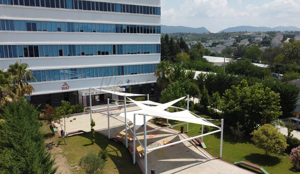 Übersicht über 11 internationale Schulen in Tirana (Preise, Programm und mehr) 9 Weltakademie von Tirana