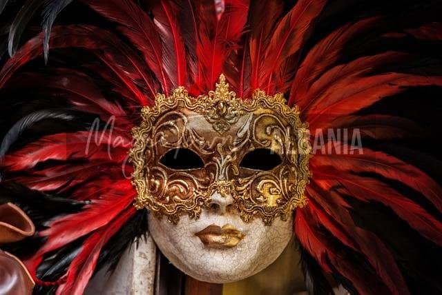 Guida per gli addetti ai lavori agli 11 migliori festival in Albania 16 Costumi nei festival in Albania