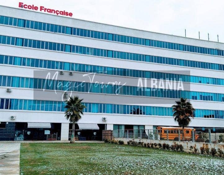 Übersicht über 11 internationale Schulen in Tirana (Preise, Programm und mehr) 12 Ecole Francaise De Tirana