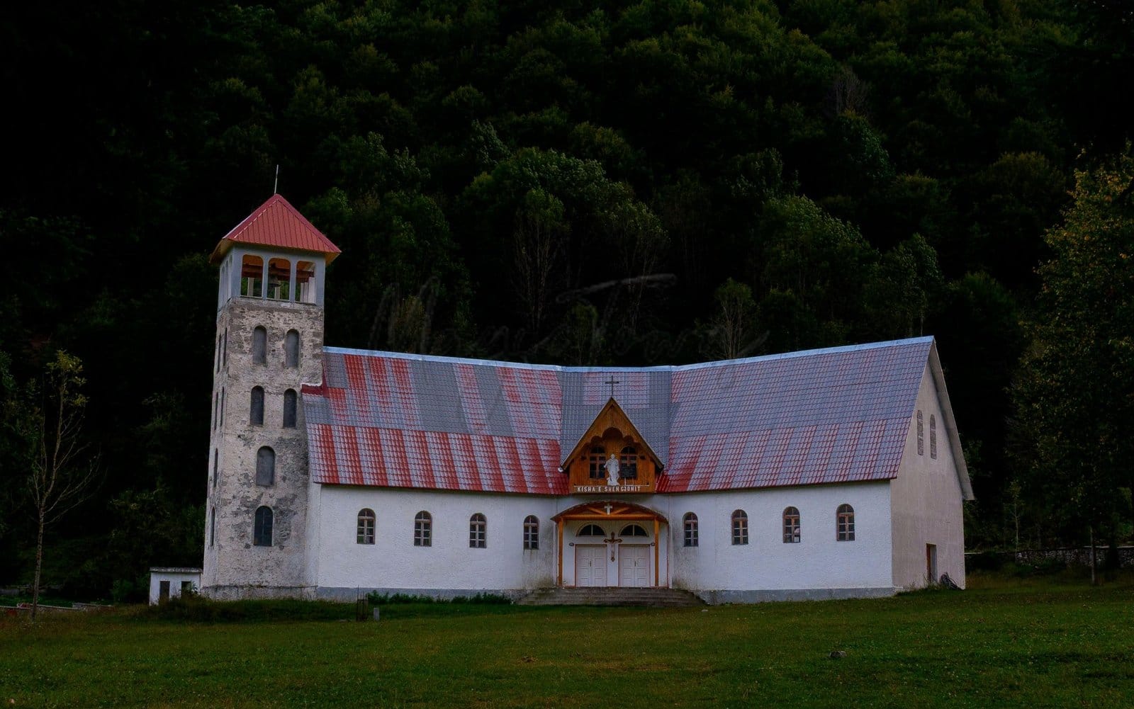 Best Autumn Destinations in Albania 38