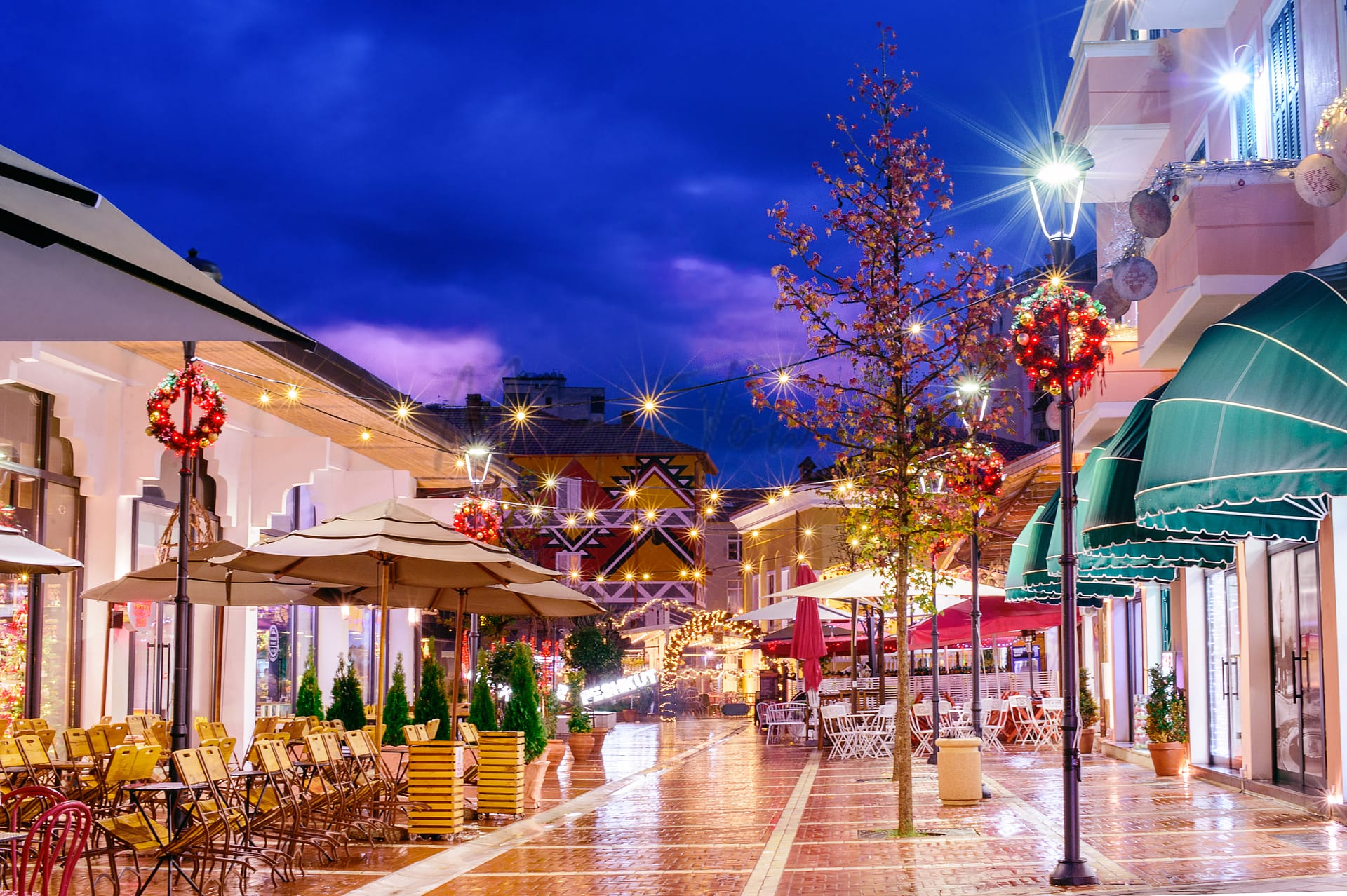 The New Bazaar in Tirana, Albania, sightseeing attraction The New Bazaar in Tirana, Albania, sightseeing attraction