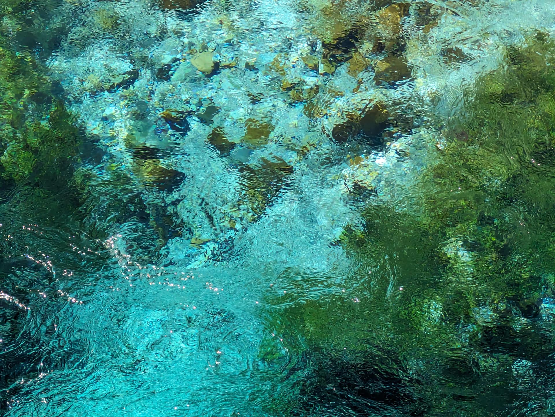 Blaues Auge Albanien (Syri i Kalter) blaues Auge