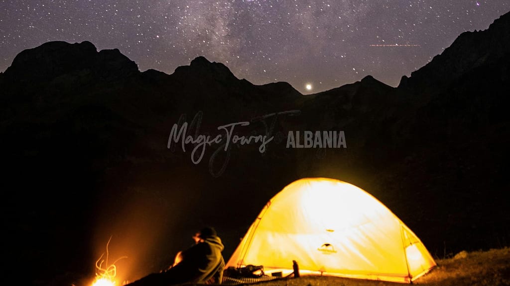 Ein budgetfreundlicher Leitfaden für Rucksacktouren in Albanien im Jahr 2025 11 Camping während einer Rucksacktour durch Albanien