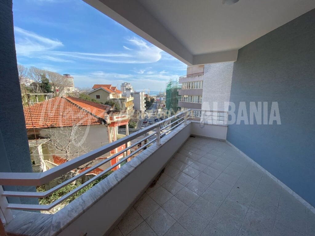 Leje i Tirana versus Durres? 22