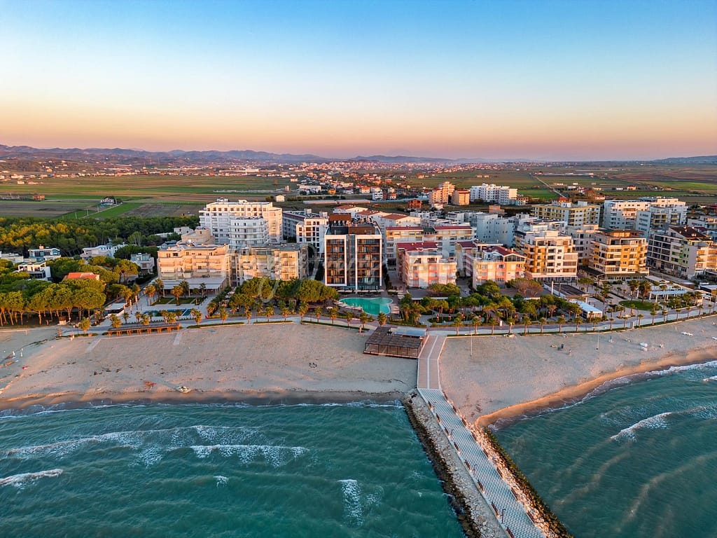 Qualità delle acque di spiaggia in Albania - La classifica 2025 12 Buona qualità dell'acqua in Albania