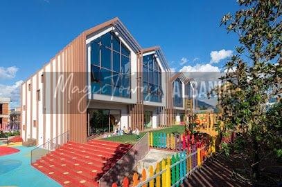 École internationale Montessori de Tirana