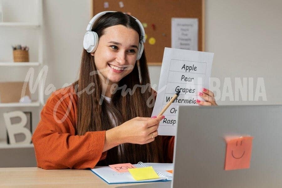 learn Albanian online