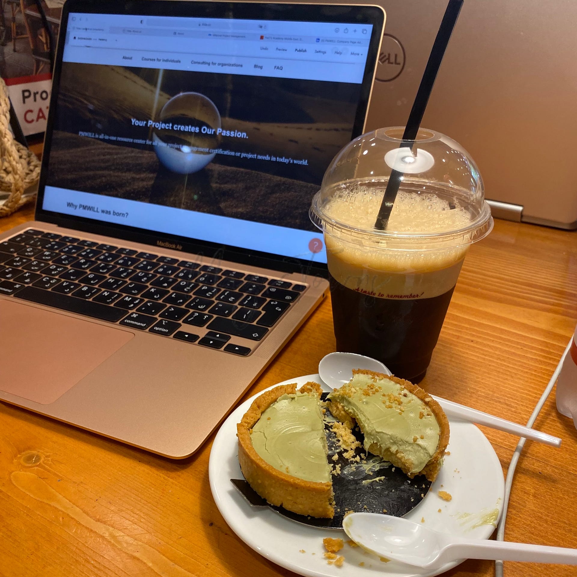 Die 12 besten Cafés in Tirana, die Sie unbedingt probieren müssen - ein Reiseführer für Einheimische 24