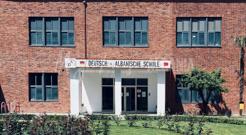 Scuola tedesco-albanese