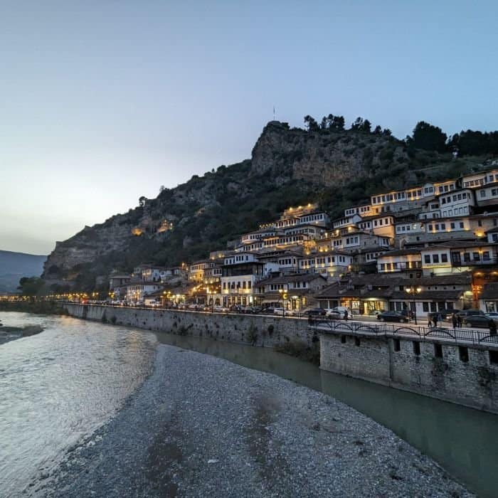 Berat Albanie, vue sur Mangalem