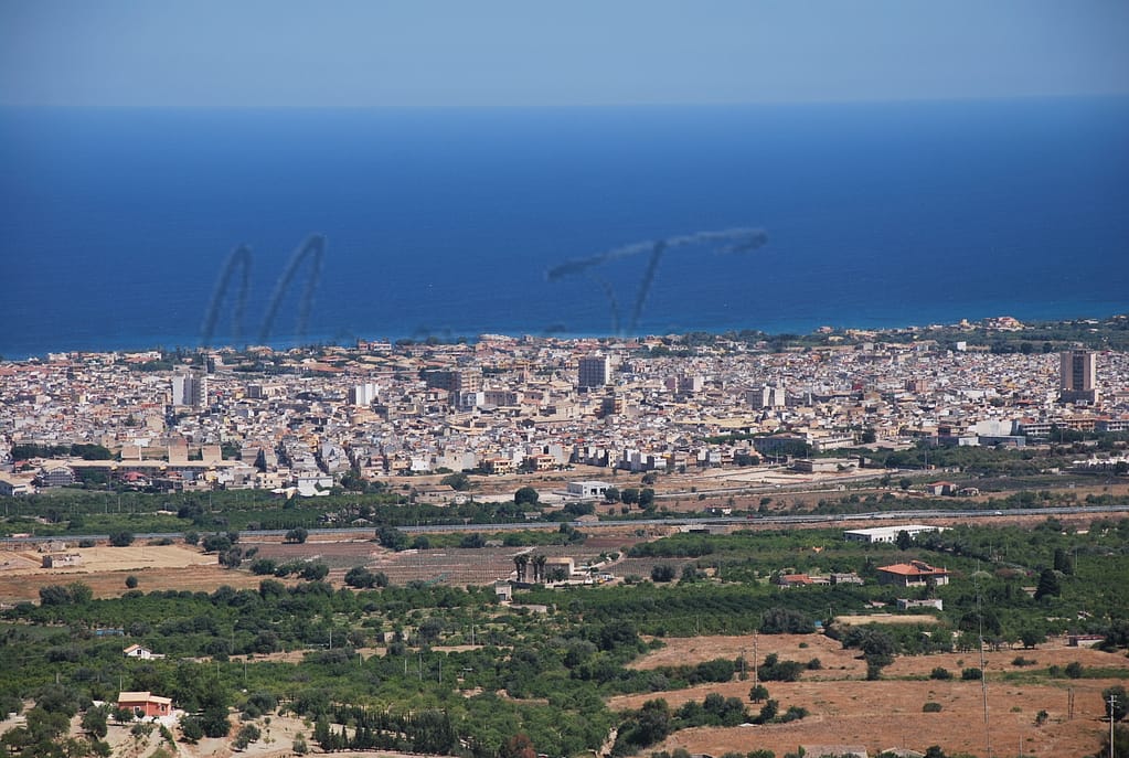 Avola