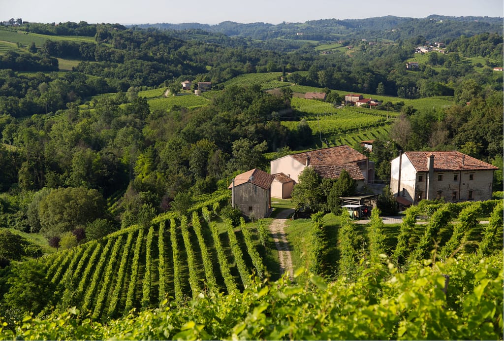 5 Towns in Northern Italy With a Strong Expat Community