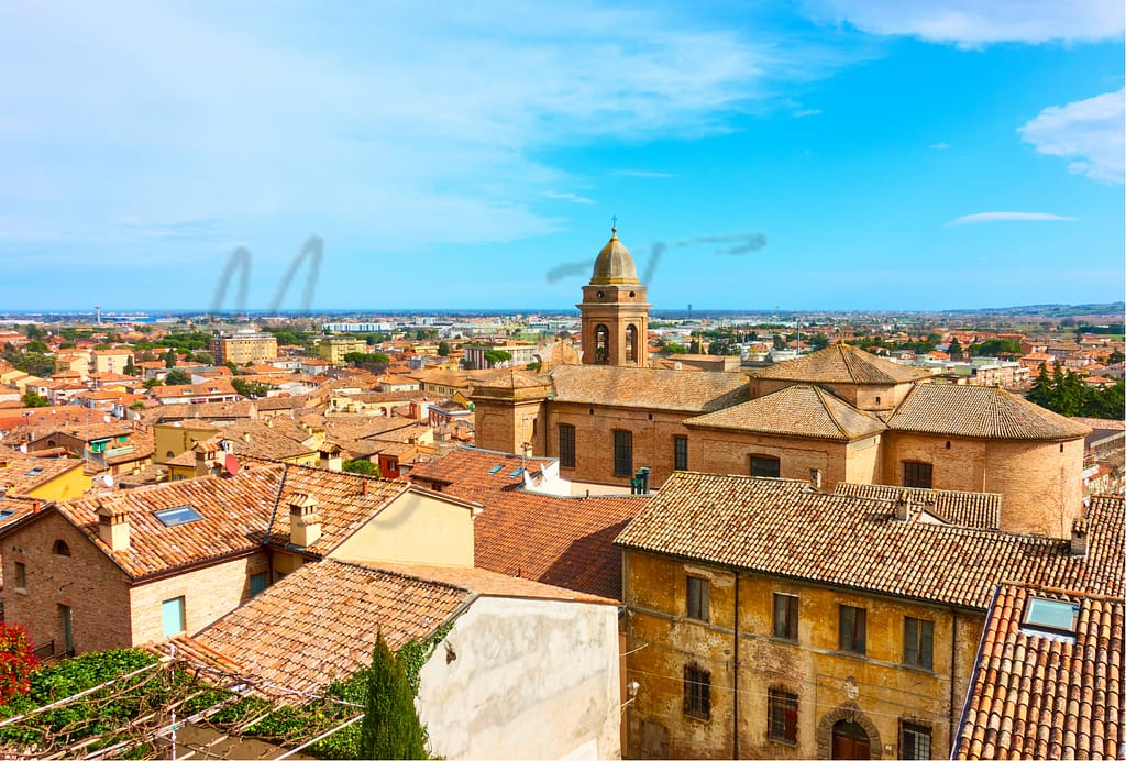 Five Italian Towns With Sea And Mountains Under An Hour Away