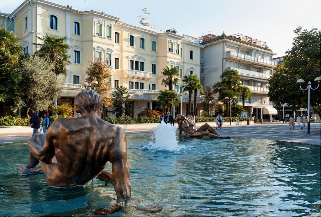 Why Living In Italy Feels So Good: The Secret To Italian Wellbeing 7 Living in italy