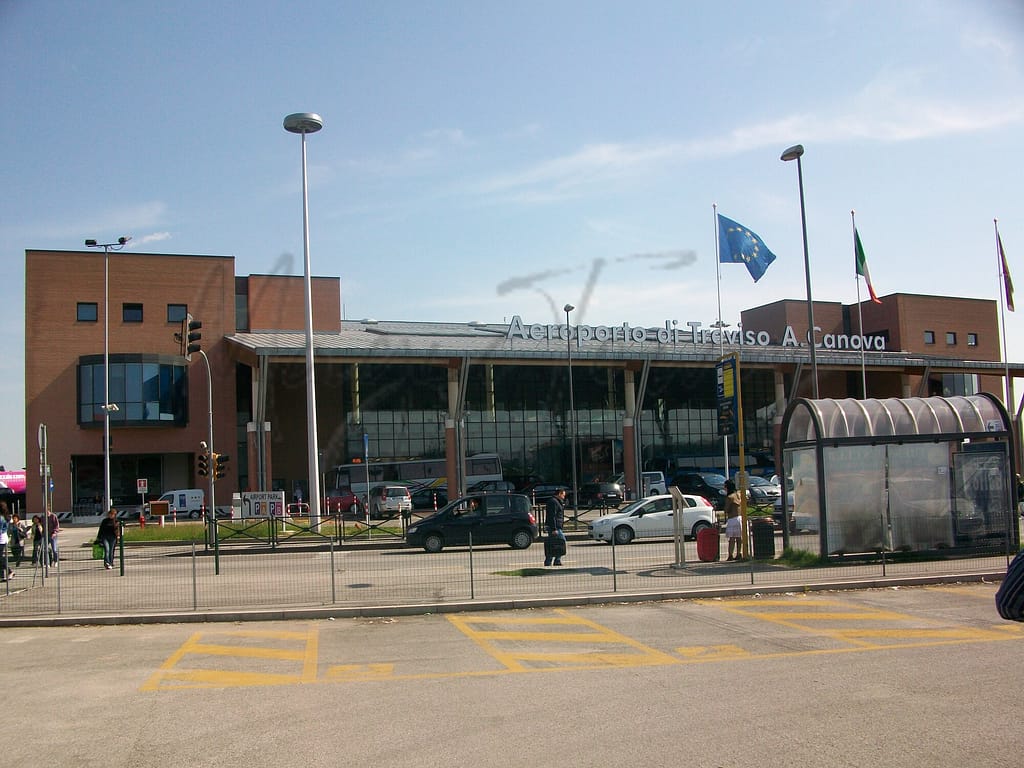 Which Airport In Veneto To Fly Into, Depending On Where You’re Coming From 12