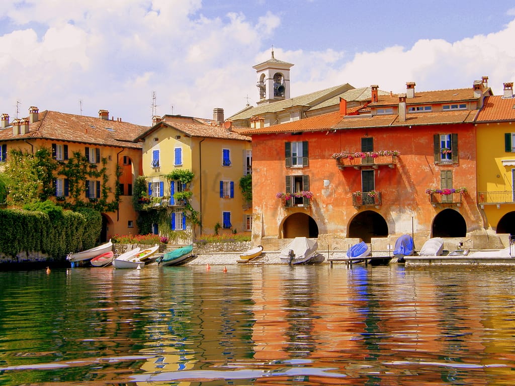 I migliori posti dove vivere in Italia vicino a un lago 11 Vivere in Italia vicino a un lago