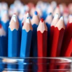 Foreign Earned Income Exclusion: 3 Tips For Us Expats In Italy 6 Many_white_red_and_blue_pens_in_pencil_holder