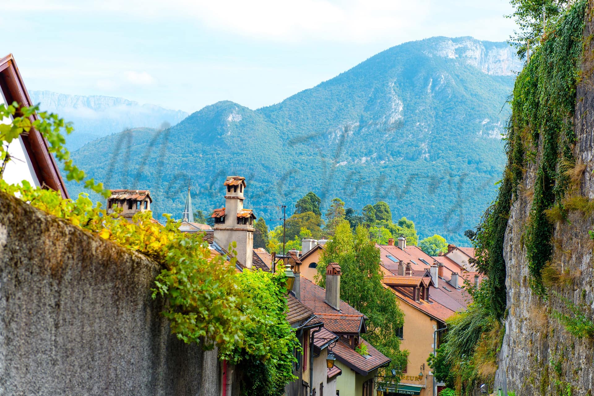 trentinos-e100k-grâce-à-la-revitalisation-de-ses-villages-dormants-réouverture
