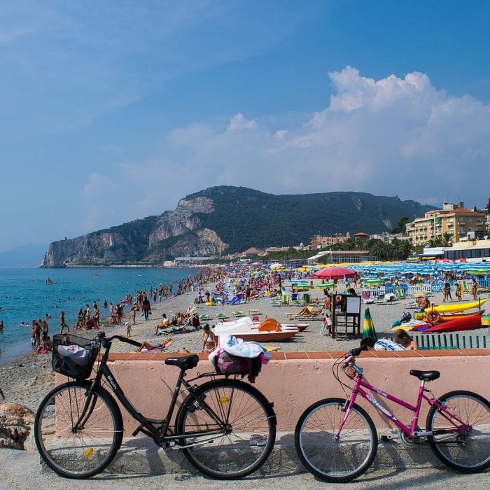 1600px-Finale_Ligure_Molo