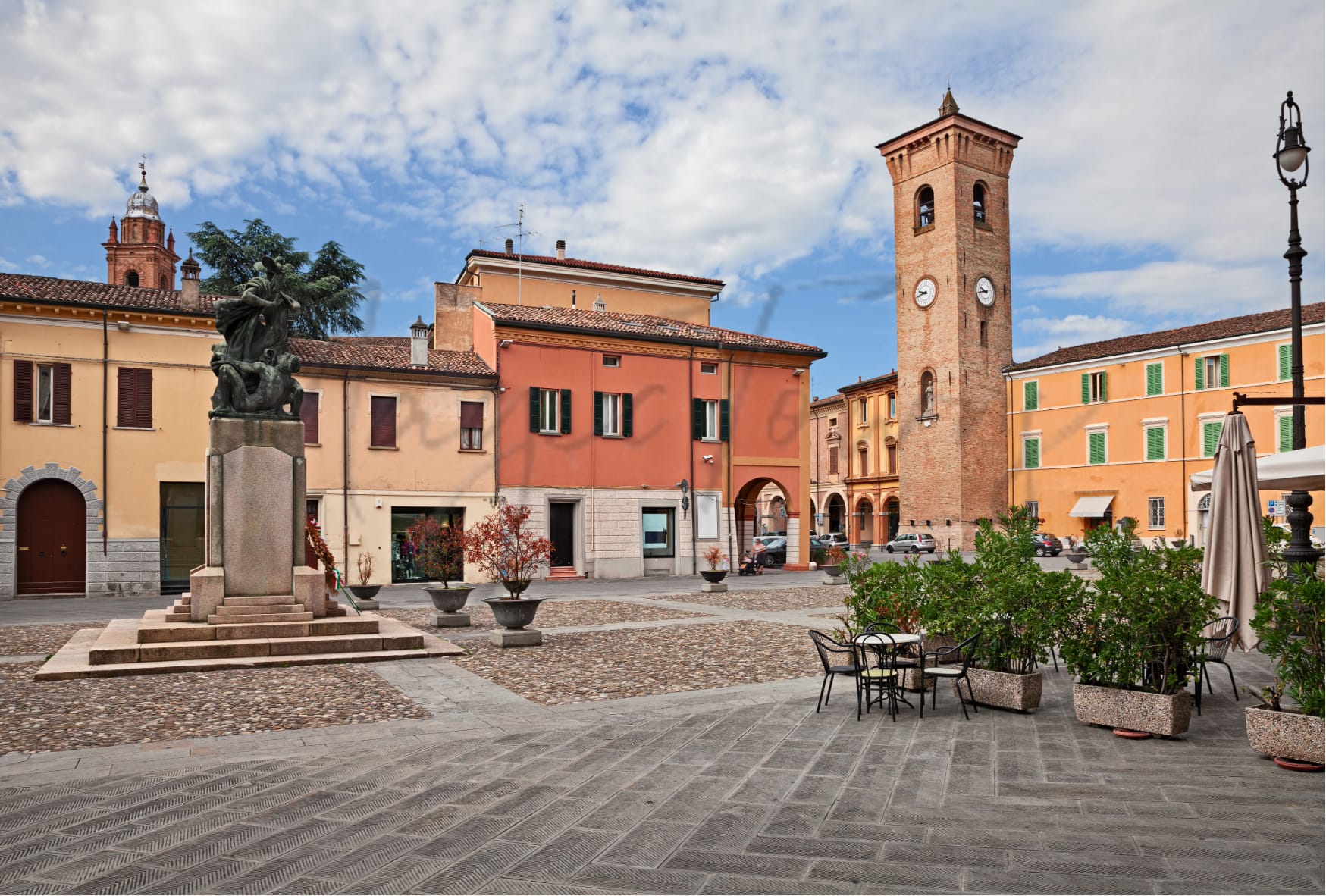 Home in northern italy, home in italy