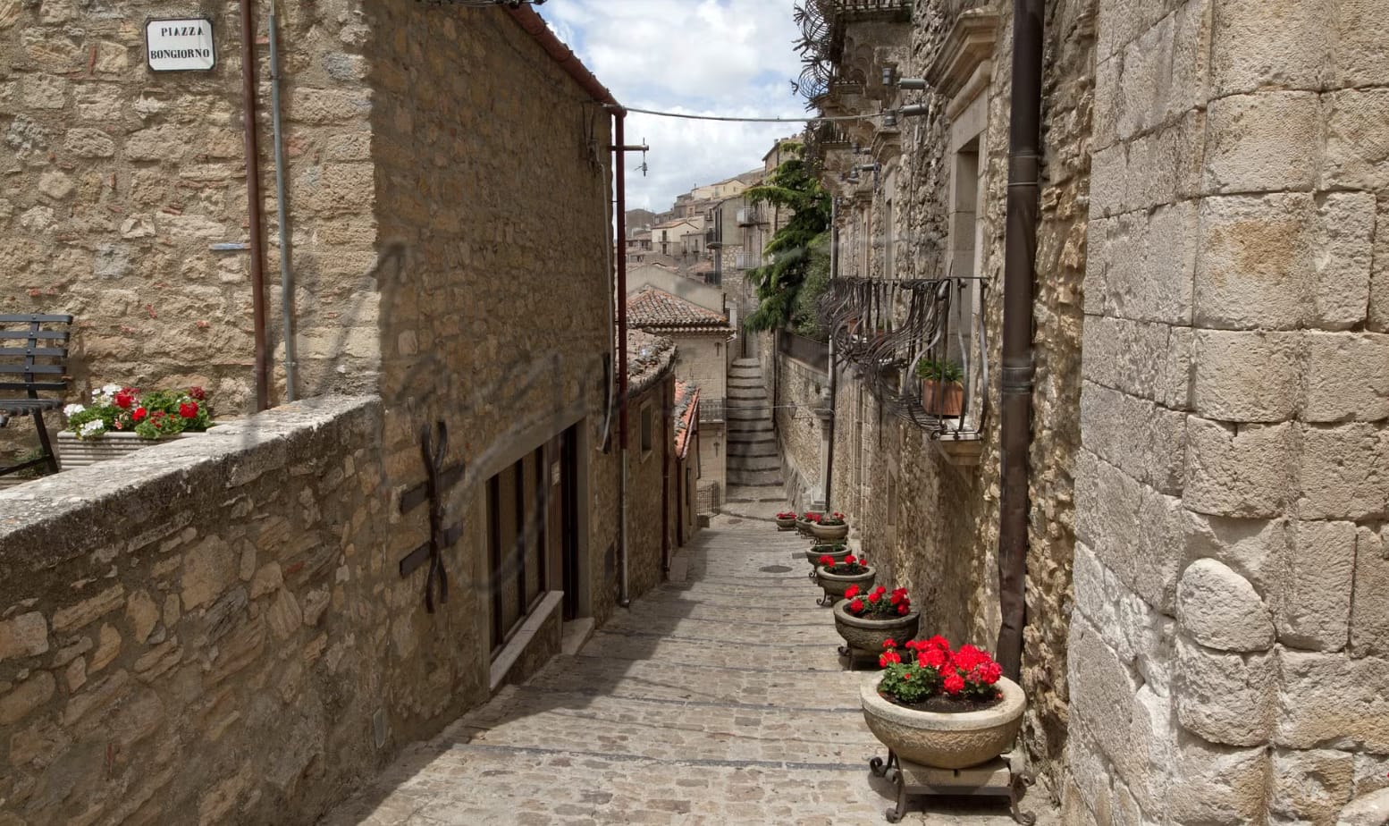 Italiens 1-Euro-Häuser: Chance oder Illusion? 10 1-Euro-Häuser