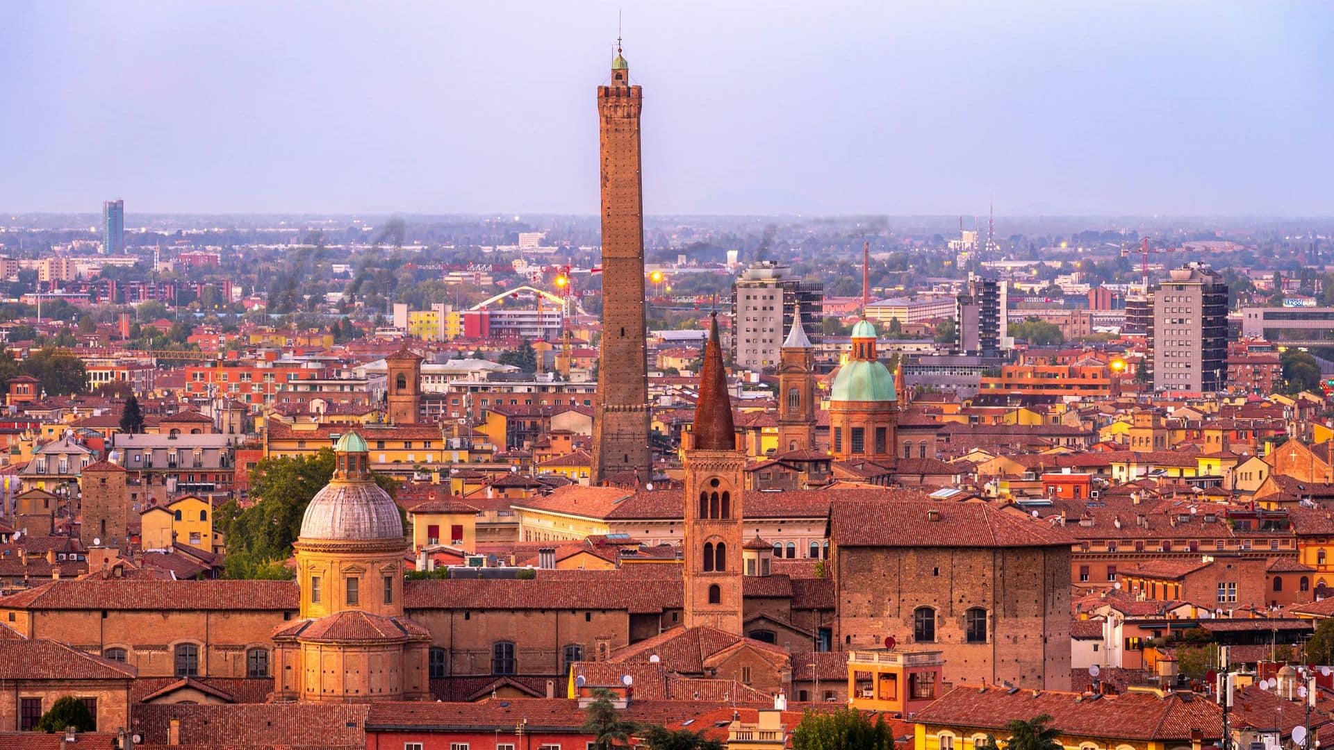 De bedste italienske byer med gode tog- og lufthavnsforbindelser 10 Italienske byer