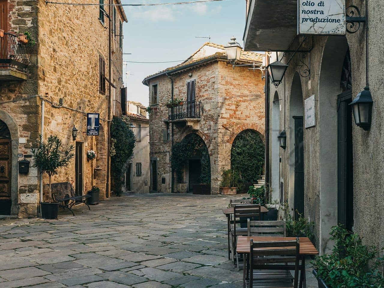 Top 5 Hidden Italian Villages Expats Should Discover 10 5 hidden italian villages